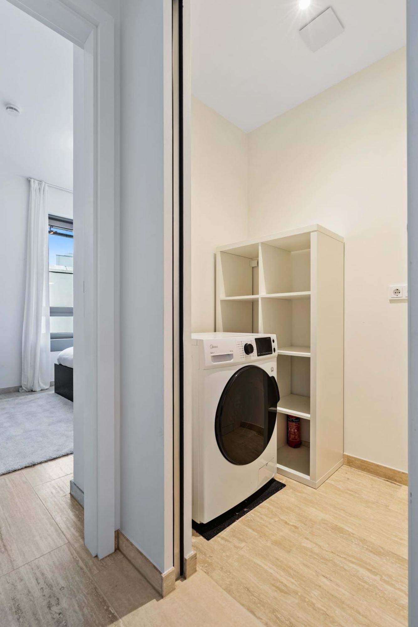 شقة Elegant 2Br With Balcony In Heart Of لوكسمبورغ المظهر الخارجي الصورة