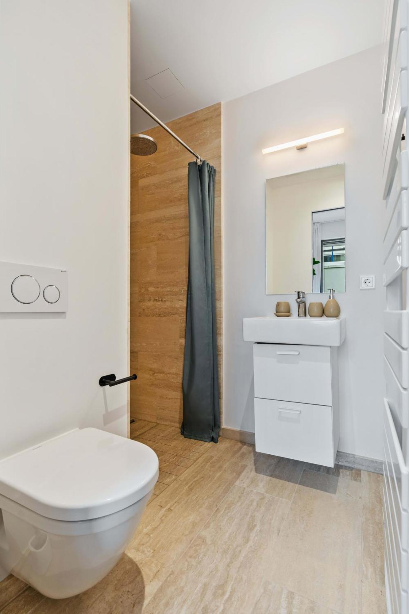 شقة Elegant 2Br With Balcony In Heart Of لوكسمبورغ المظهر الخارجي الصورة
